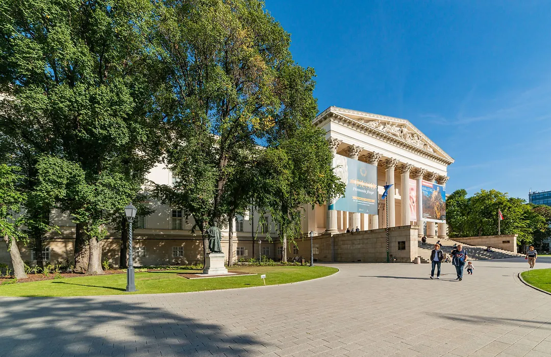 Budapest Museum Central-1